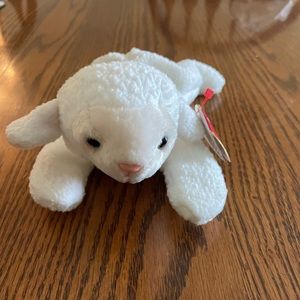 TY beanie baby Fleece Lamb date of birth March 21, 1996
